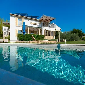 Casa Bamboo Banjole