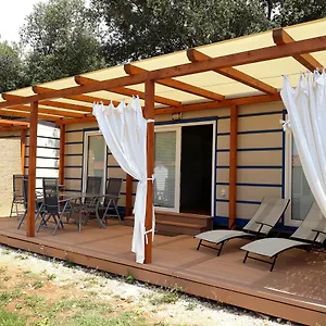 3* Kompleks wypoczynkowy Grand Veles Camp